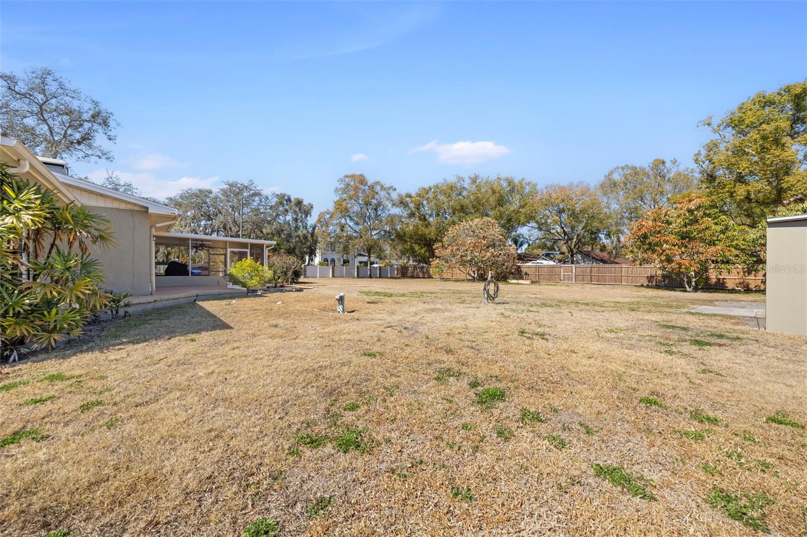 W E HAMNERS HORSESHOE ACRES - Residential