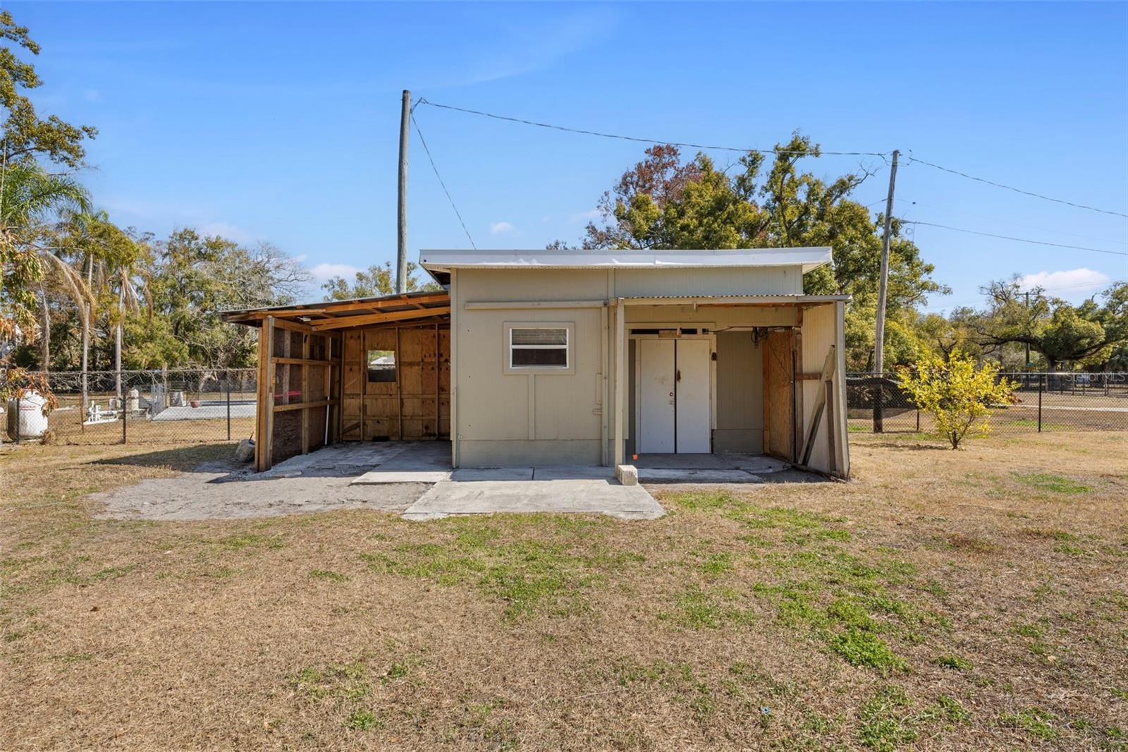 W E HAMNERS HORSESHOE ACRES - Residential