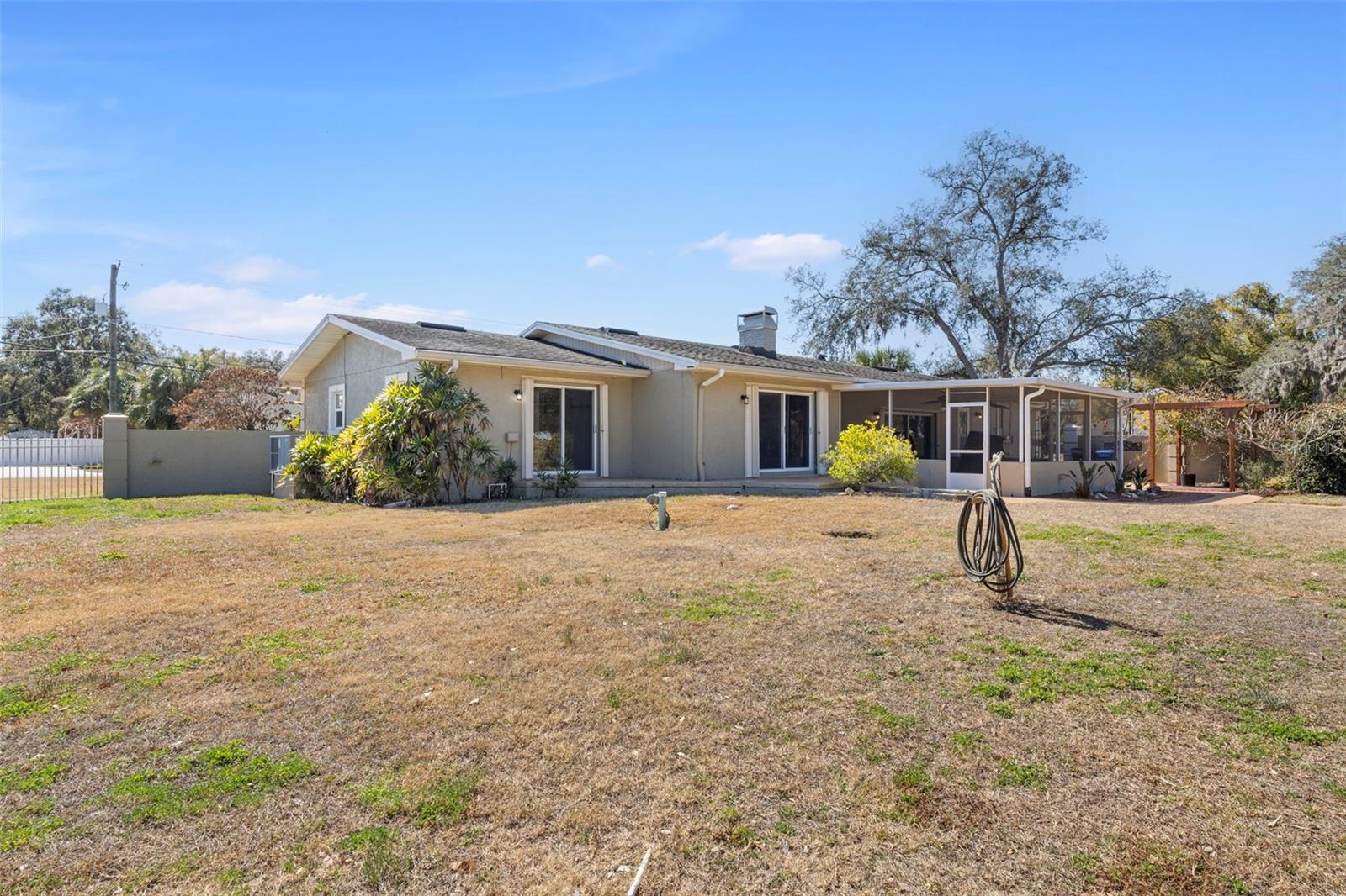 W E HAMNERS HORSESHOE ACRES - Residential