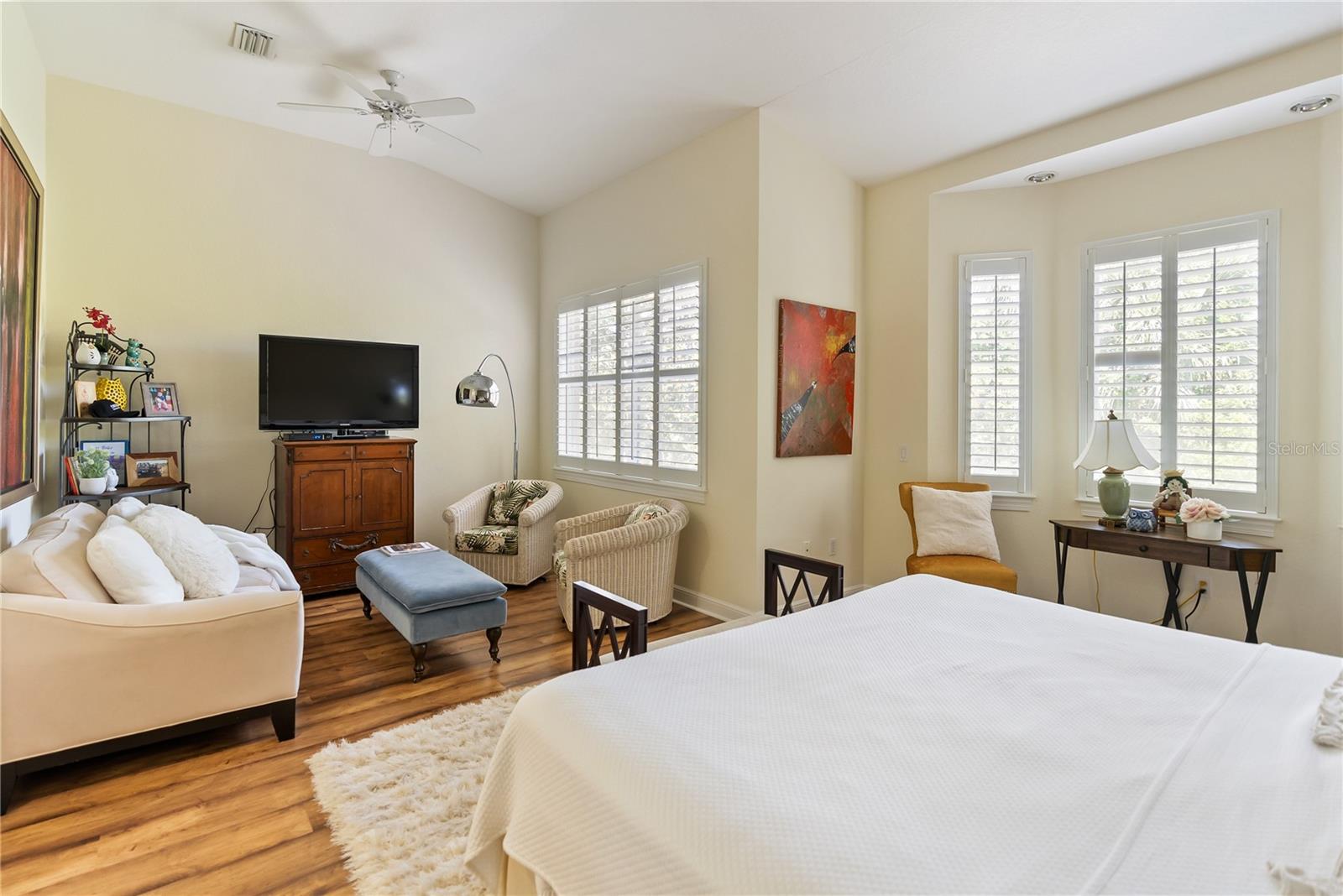 ACADEMY PARK PH I - Residential Lease