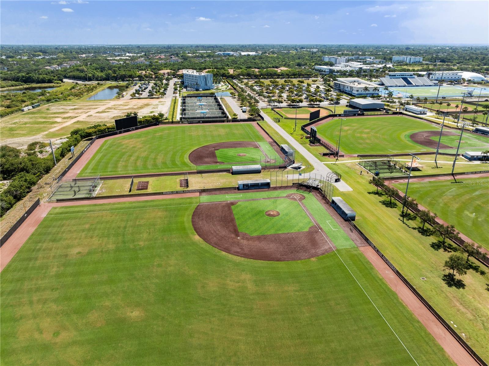 ACADEMY PARK PH I - Residential Lease