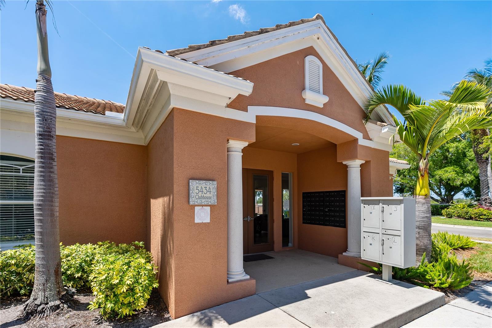 ACADEMY PARK PH I - Residential Lease