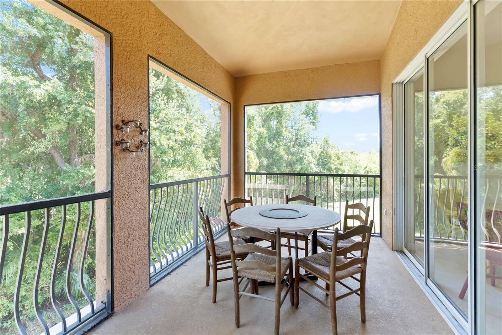 ACADEMY PARK PH I - Residential Lease