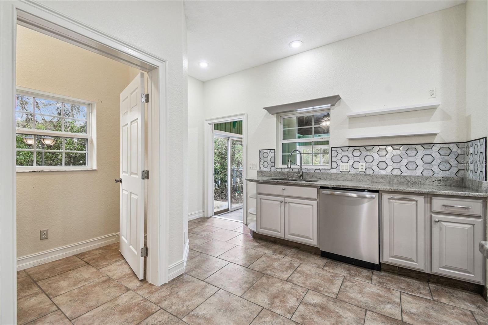 DEER HAVEN ESTATE UNREC - Residential