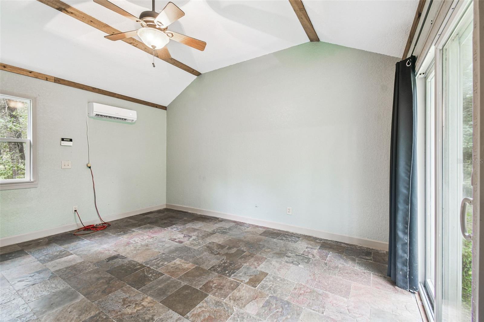 DEER HAVEN ESTATE UNREC - Residential