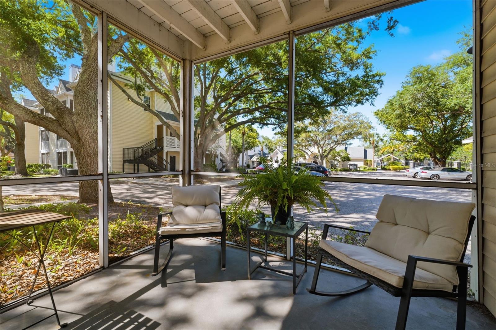 BENTLEY AT COBBS LANDING CONDO THE - Residential