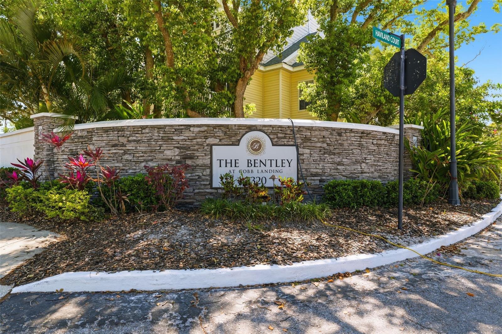 BENTLEY AT COBBS LANDING CONDO THE - Residential