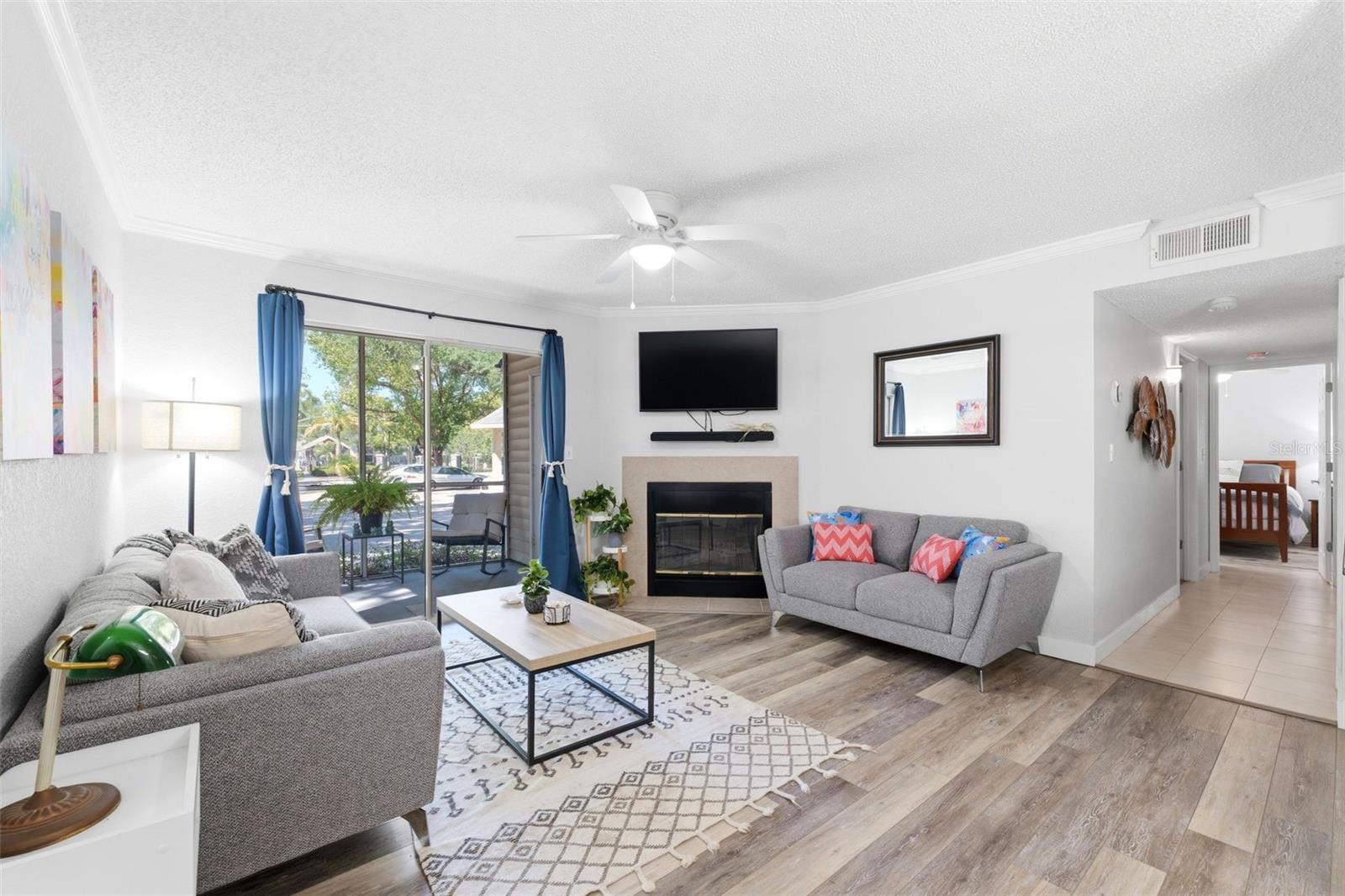 BENTLEY AT COBBS LANDING CONDO THE - Residential