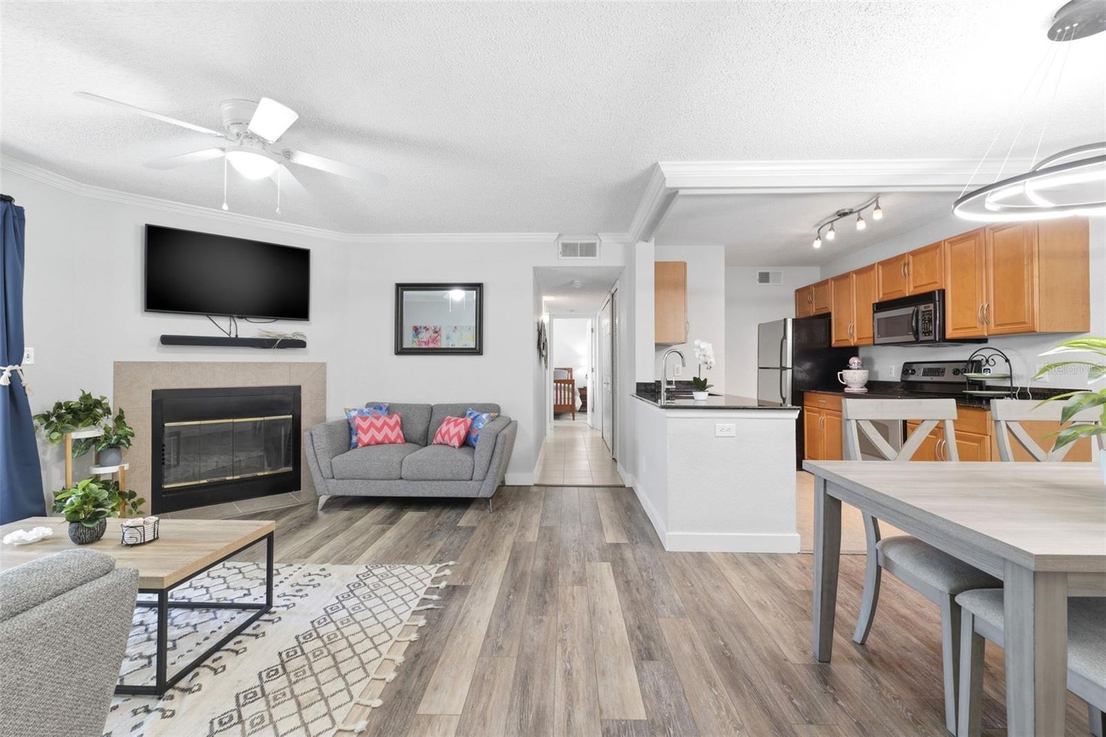 BENTLEY AT COBBS LANDING CONDO THE - Residential