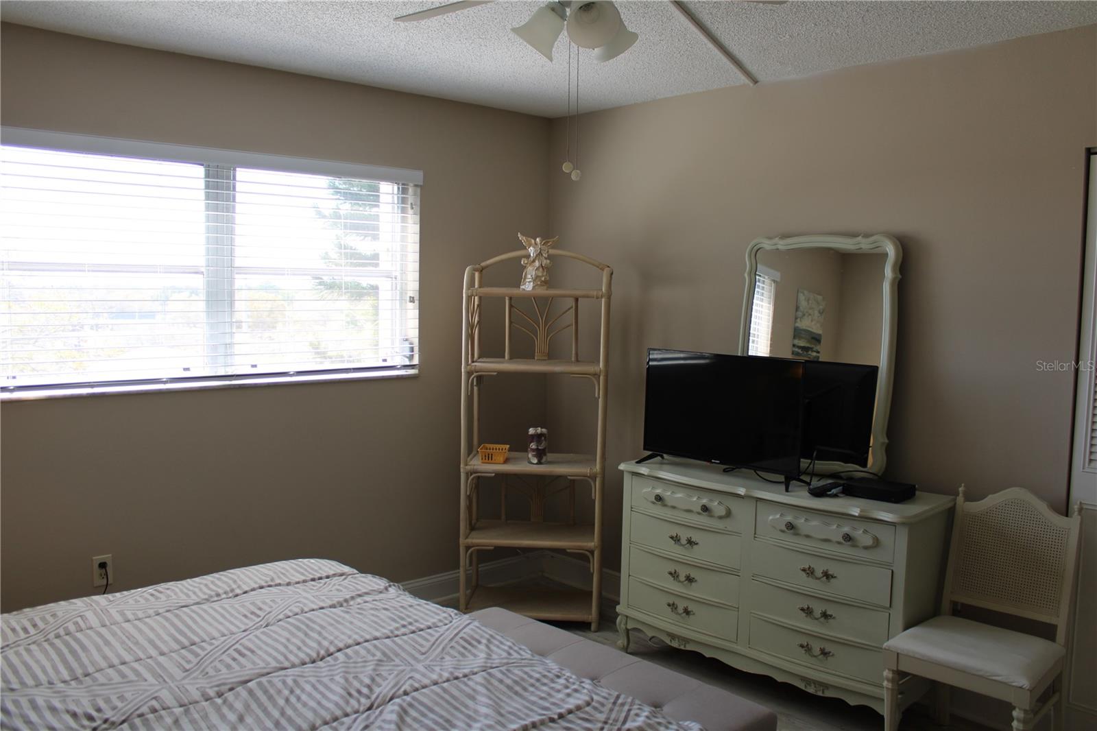 IRONWOOD FIFTEENTH - Residential Lease