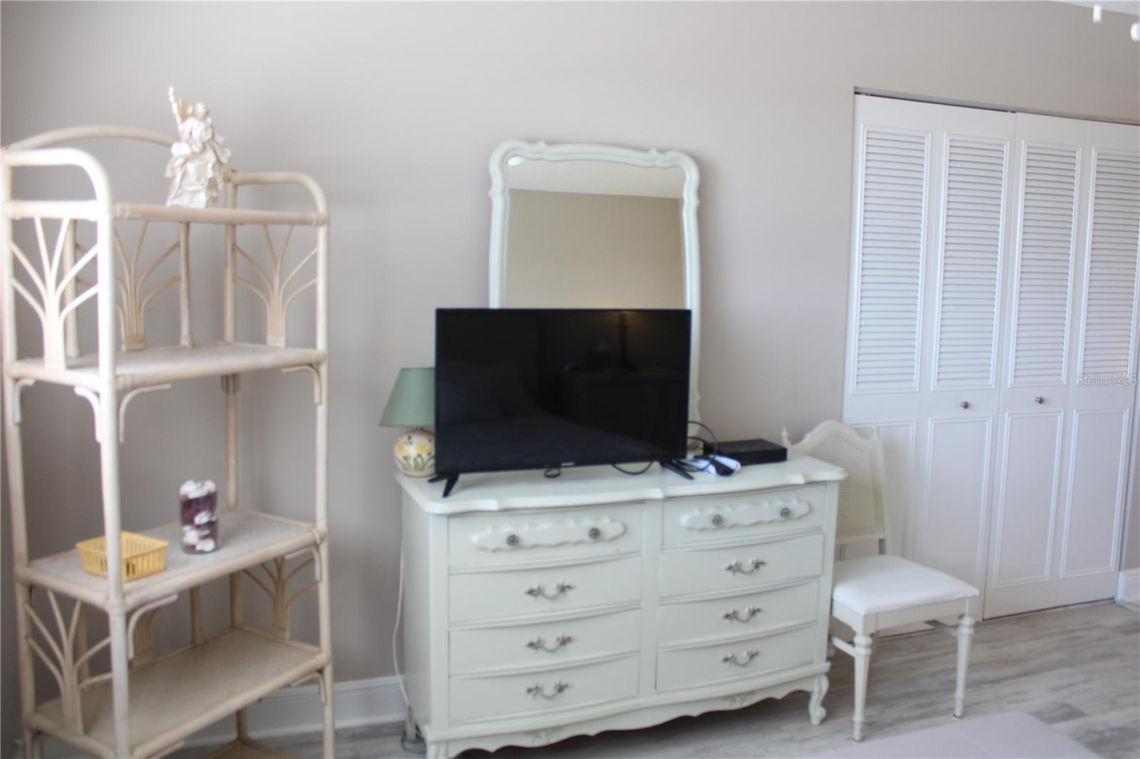 IRONWOOD FIFTEENTH - Residential Lease