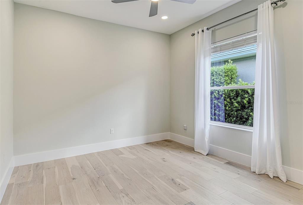 LAKEWOOD RANCH COUNTRY CLUB VILLAGE EE 3D - Residential