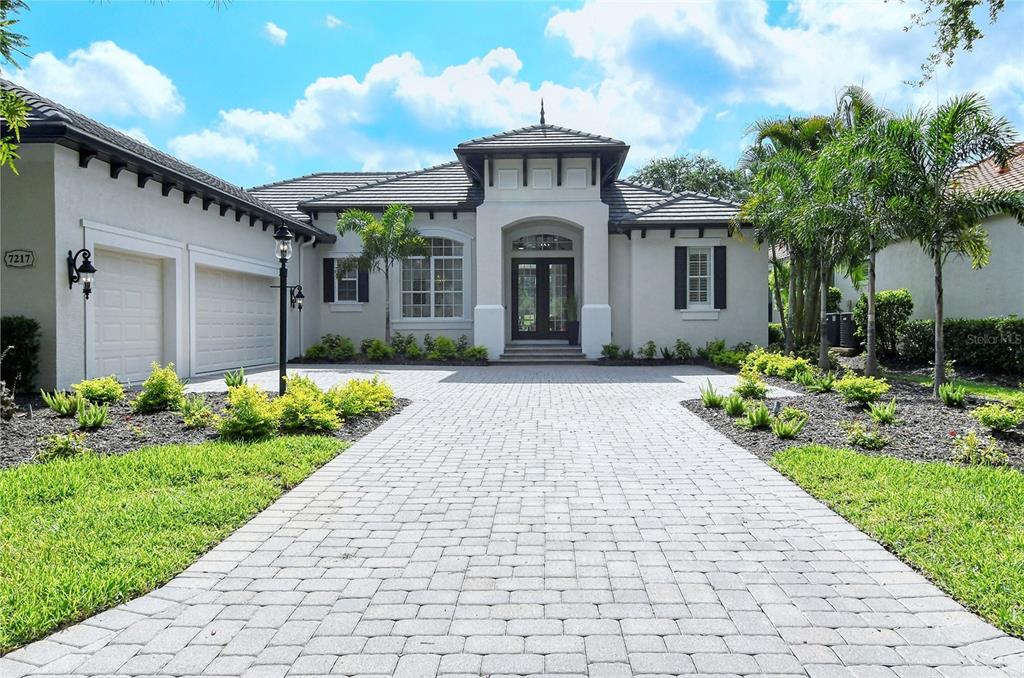 LAKEWOOD RANCH COUNTRY CLUB VILLAGE EE 3D - Residential