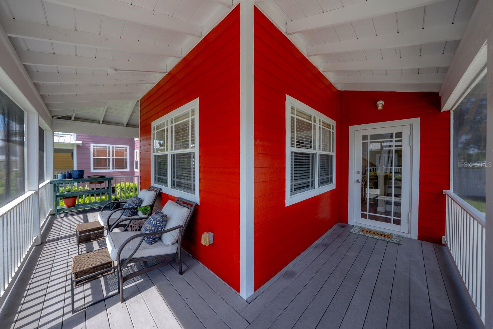 COTTAGES/THE LAKE - Residential