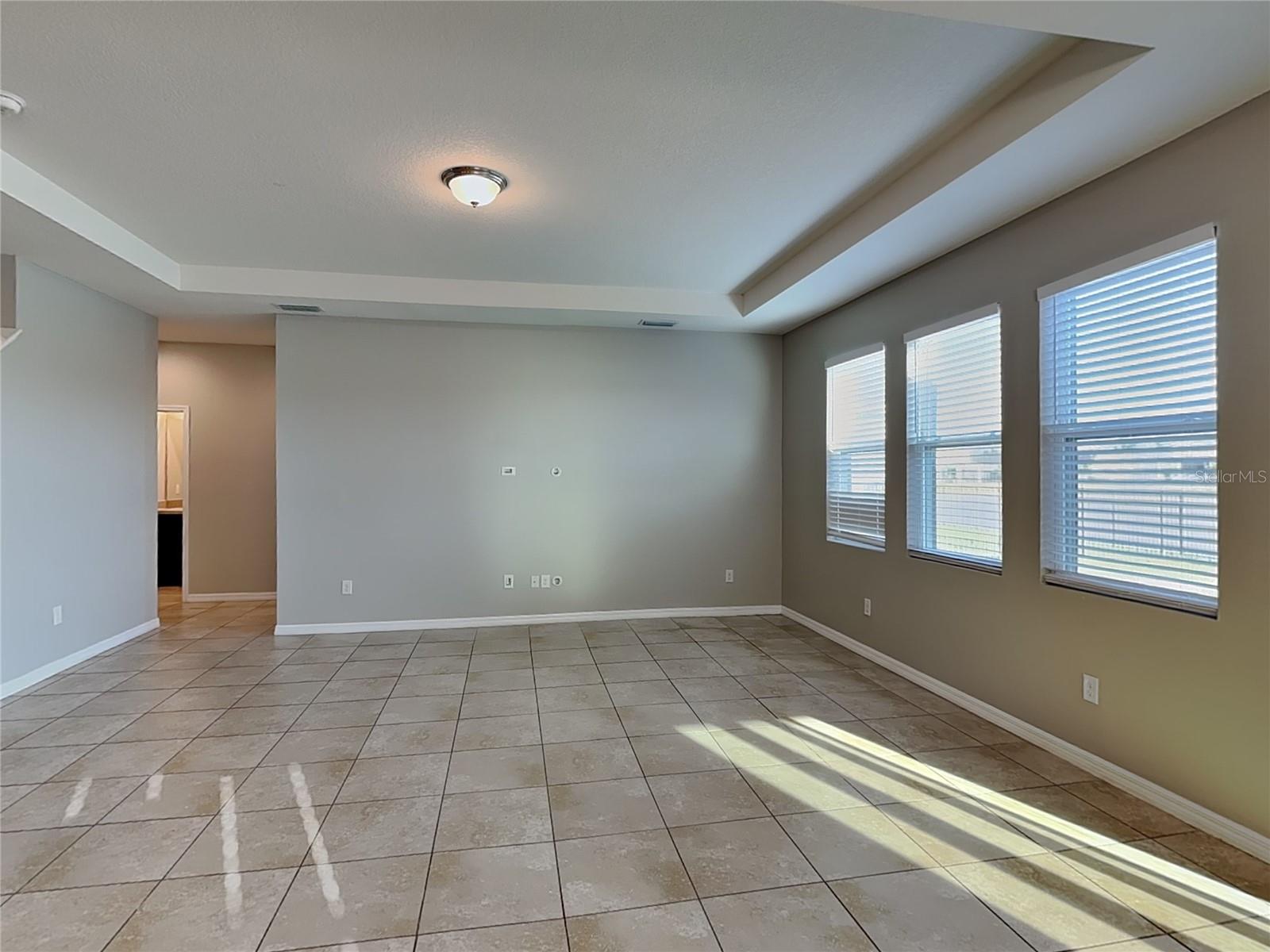 TREVESTA PH I-A - Residential Lease