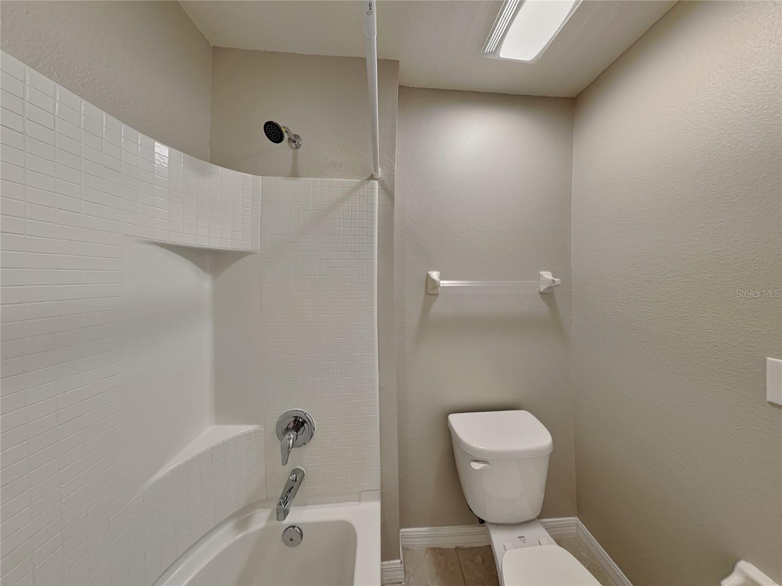 TREVESTA PH I-A - Residential Lease