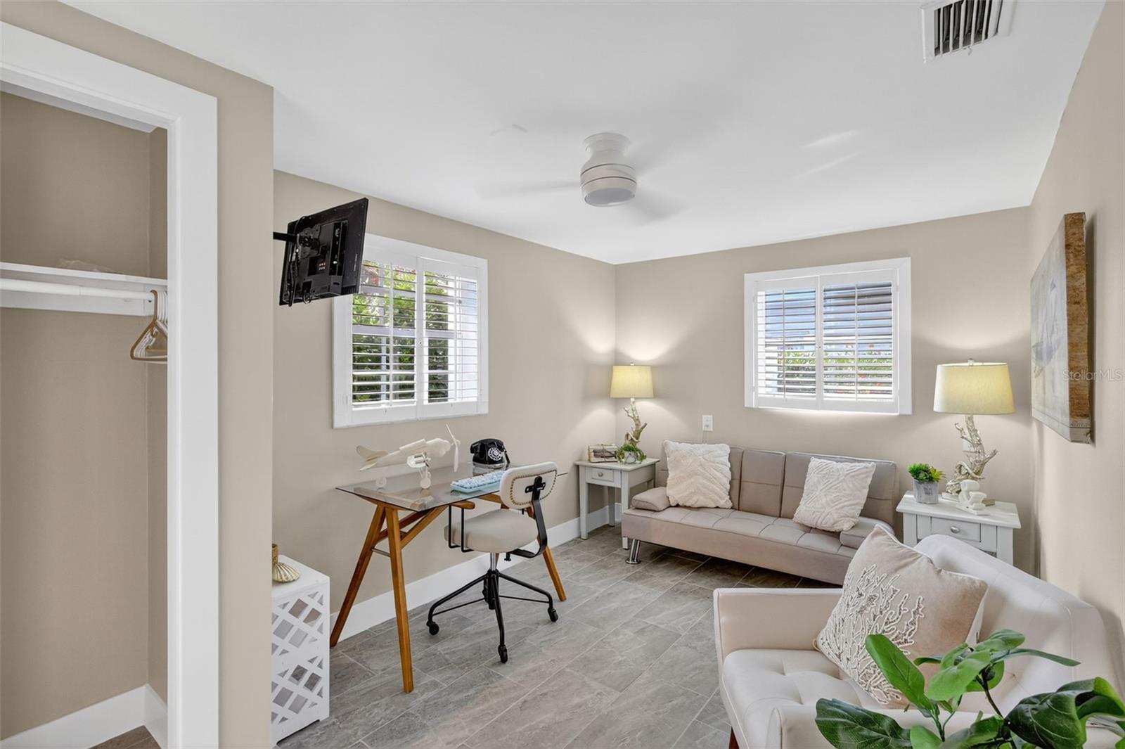 SLEEPY LAGOON PARK 2 - Residential