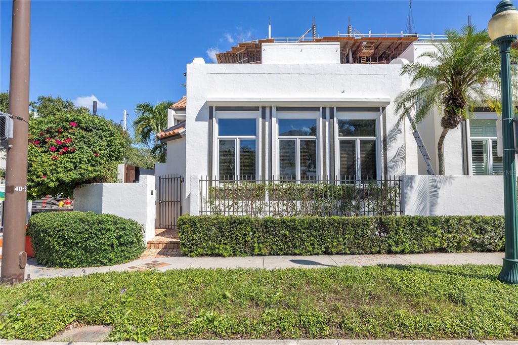 Photo of 200 Cocoanut Avenue #1, Sarasota, FL 34236 (MLS # A4656898)