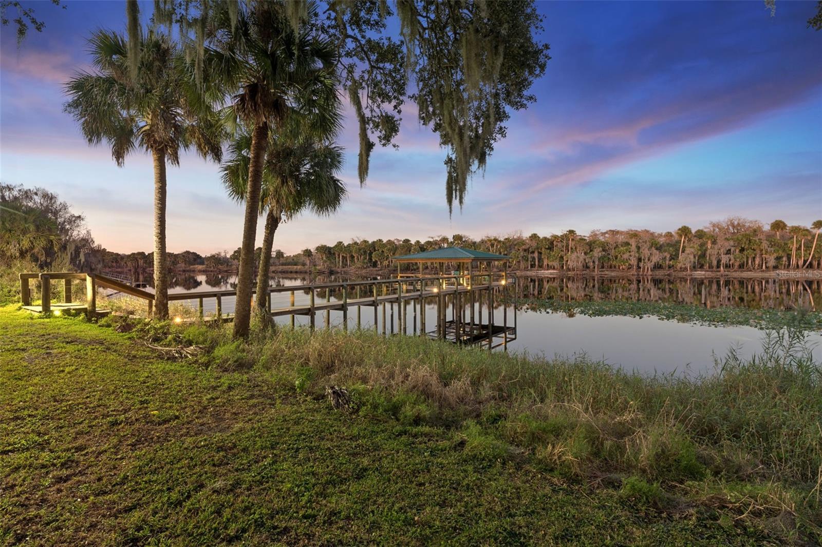 OSCEOLA BLUFF NORTH 5 ACRE DEV 45 PARCELS - Residential