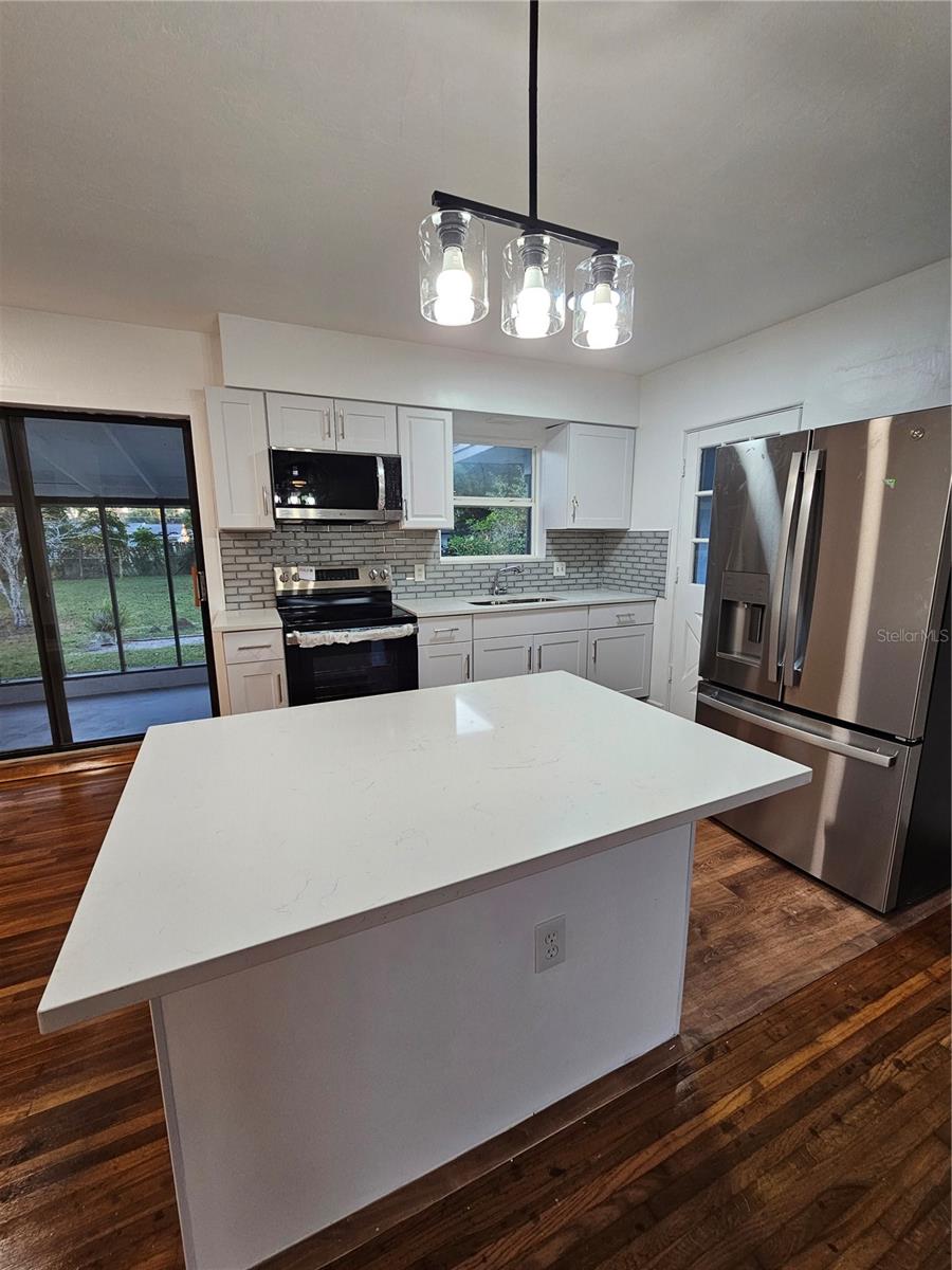 LAKE MARIE ESTATES 03 - Residential