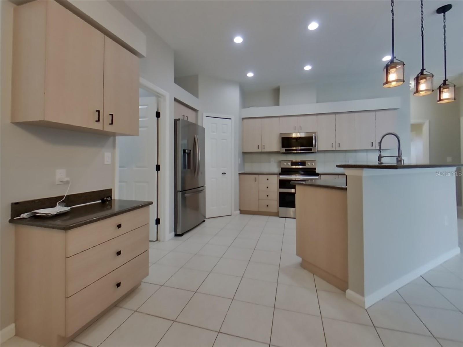 THREE OAKS - Residential Lease