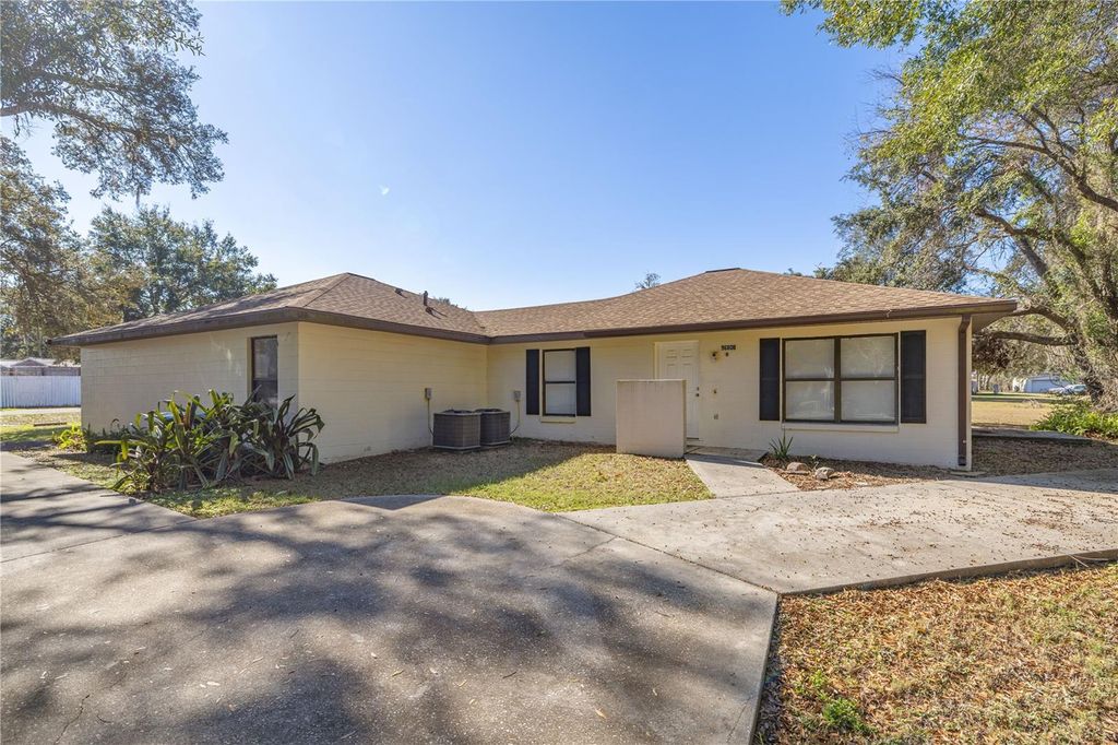Photo of 9680 SW 30th Terrace, Ocala, FL 34476 (MLS # OM710765)