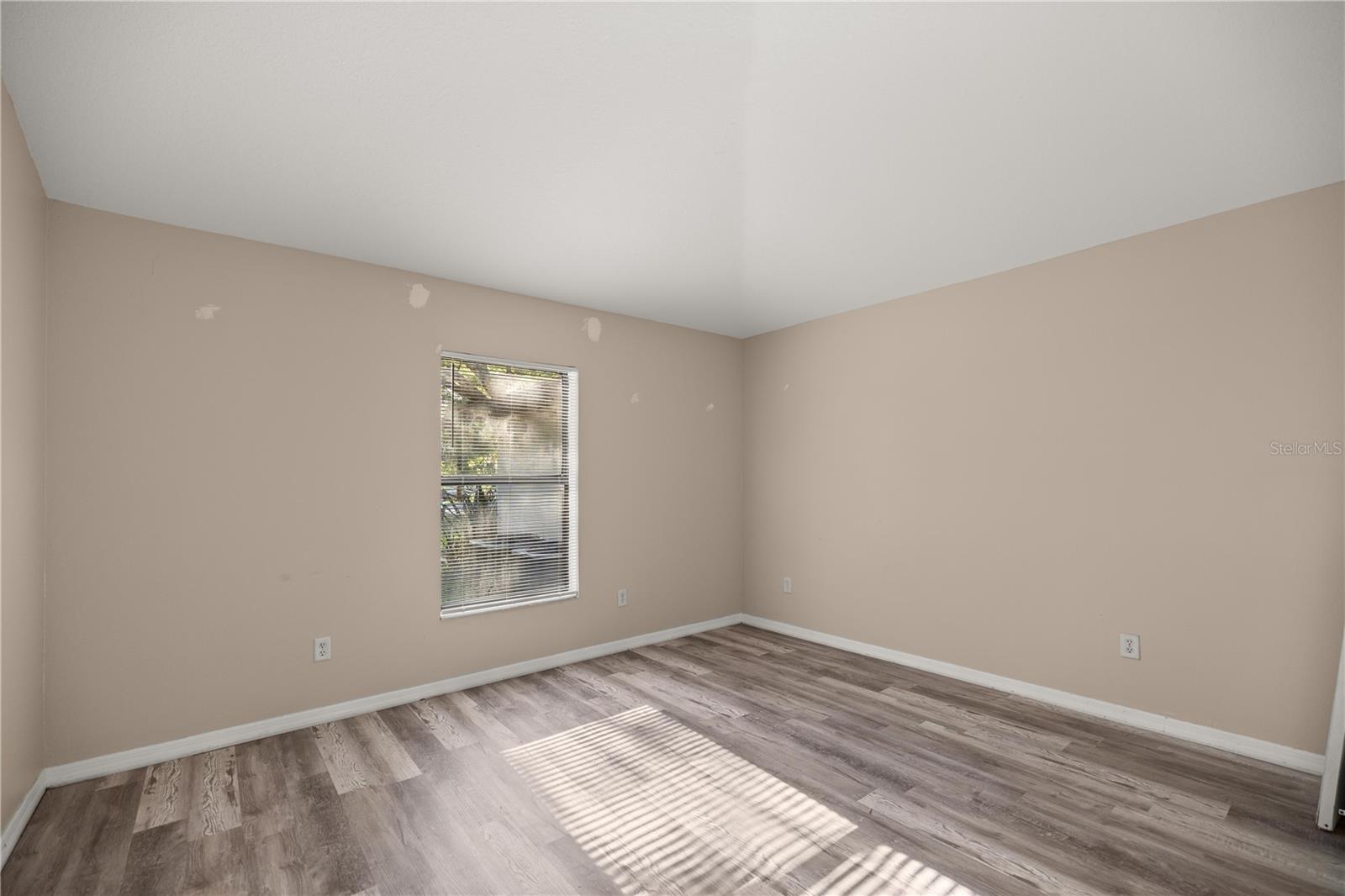 LEIGHTON ESTATE - Residential Income