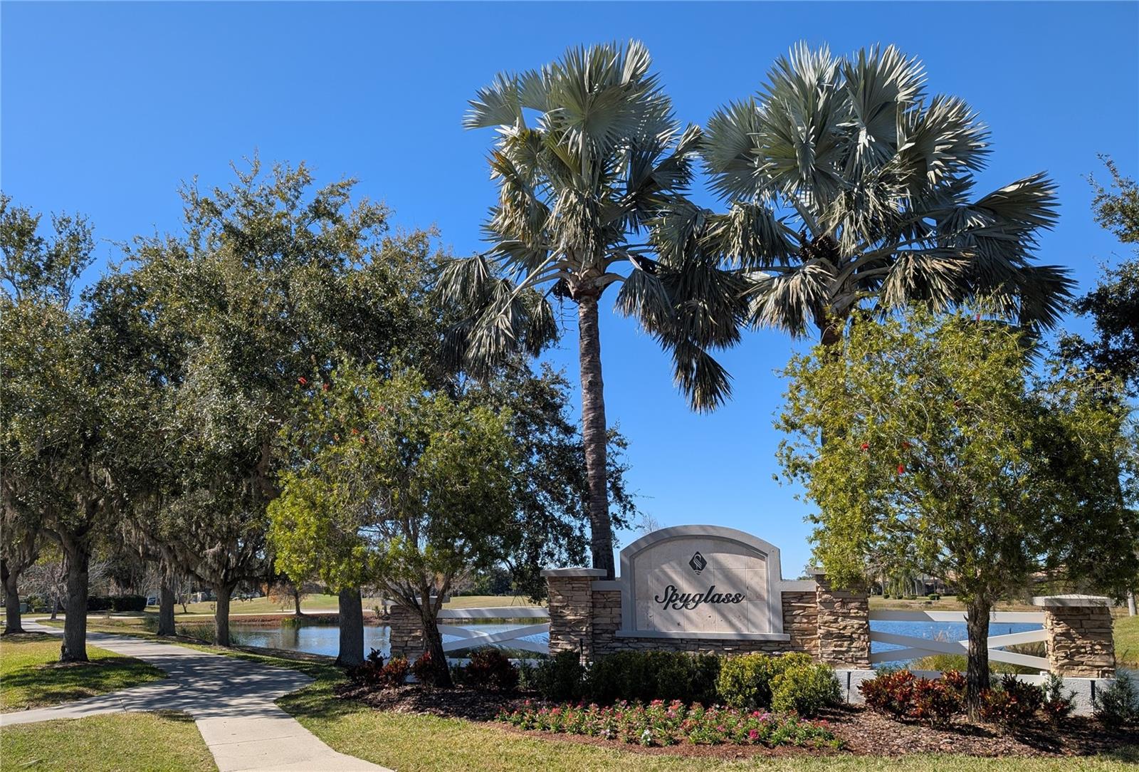 LAKEWOOD RANCH COUNTRY CLUB VILLAGE - Residential