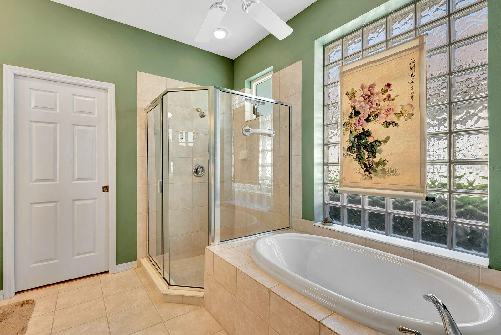 LAKEWOOD RANCH COUNTRY CLUB VILLAGE - Residential