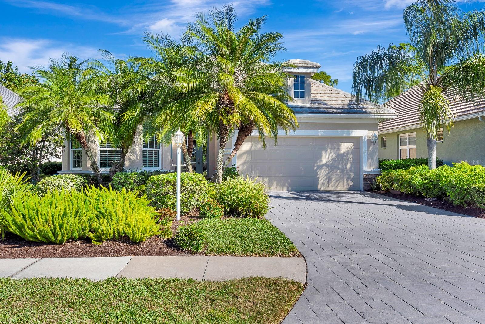 LAKEWOOD RANCH COUNTRY CLUB VILLAGE - Residential