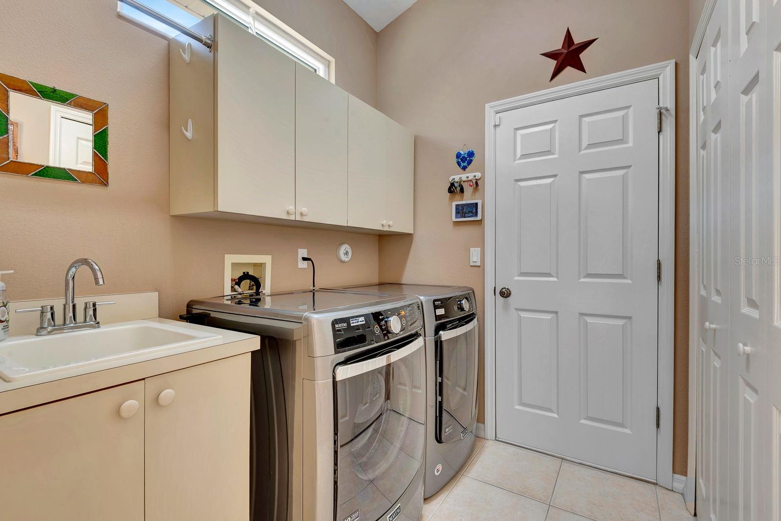 LAKEWOOD RANCH COUNTRY CLUB VILLAGE - Residential