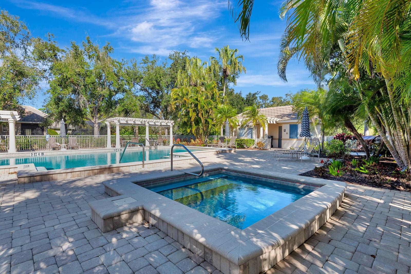 LAKEWOOD RANCH COUNTRY CLUB VILLAGE - Residential