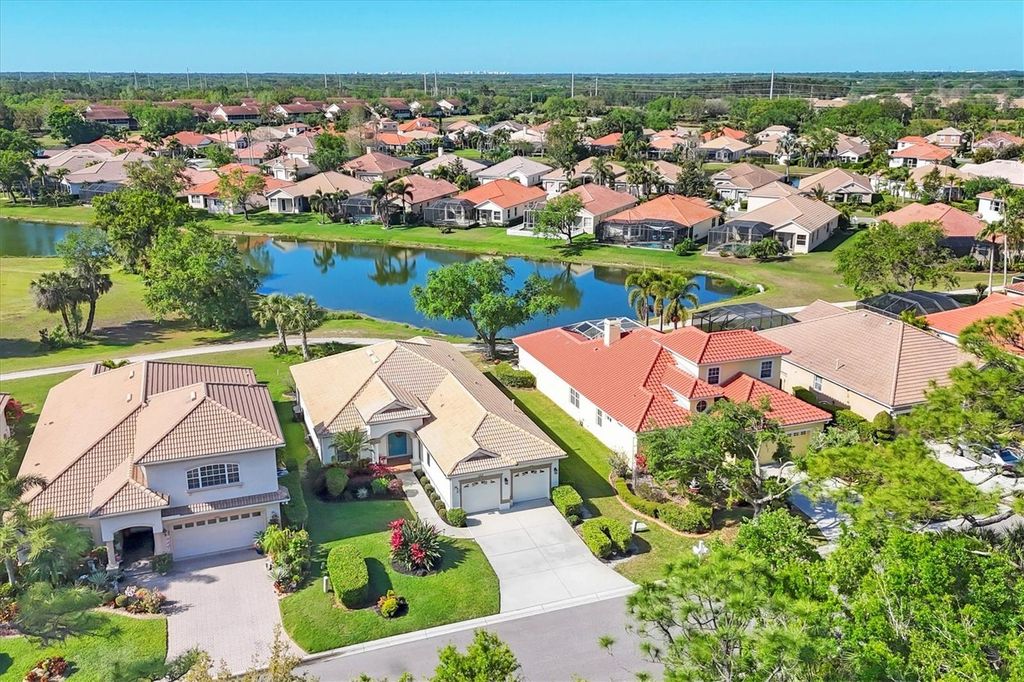 Photo of 6458 Tailfeather Way, Bradenton, FL 34203 (MLS # A4646271)