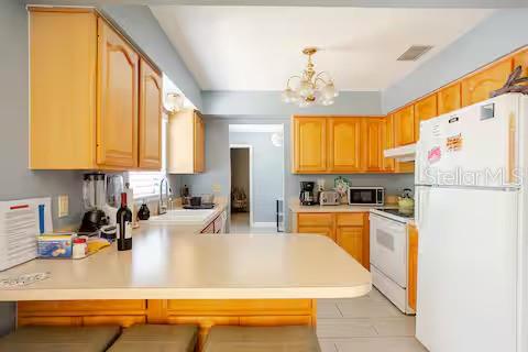 CAMPUS HILL PARK UNIT 1 - Residential Lease