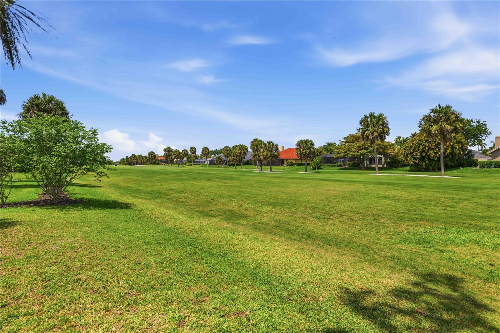 COUNTRY CLUB OF SARASOTA THE - Residential