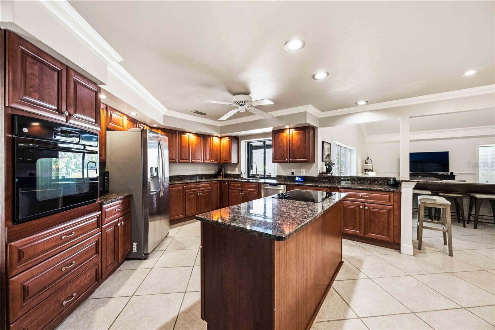 COUNTRY CLUB OF SARASOTA THE - Residential