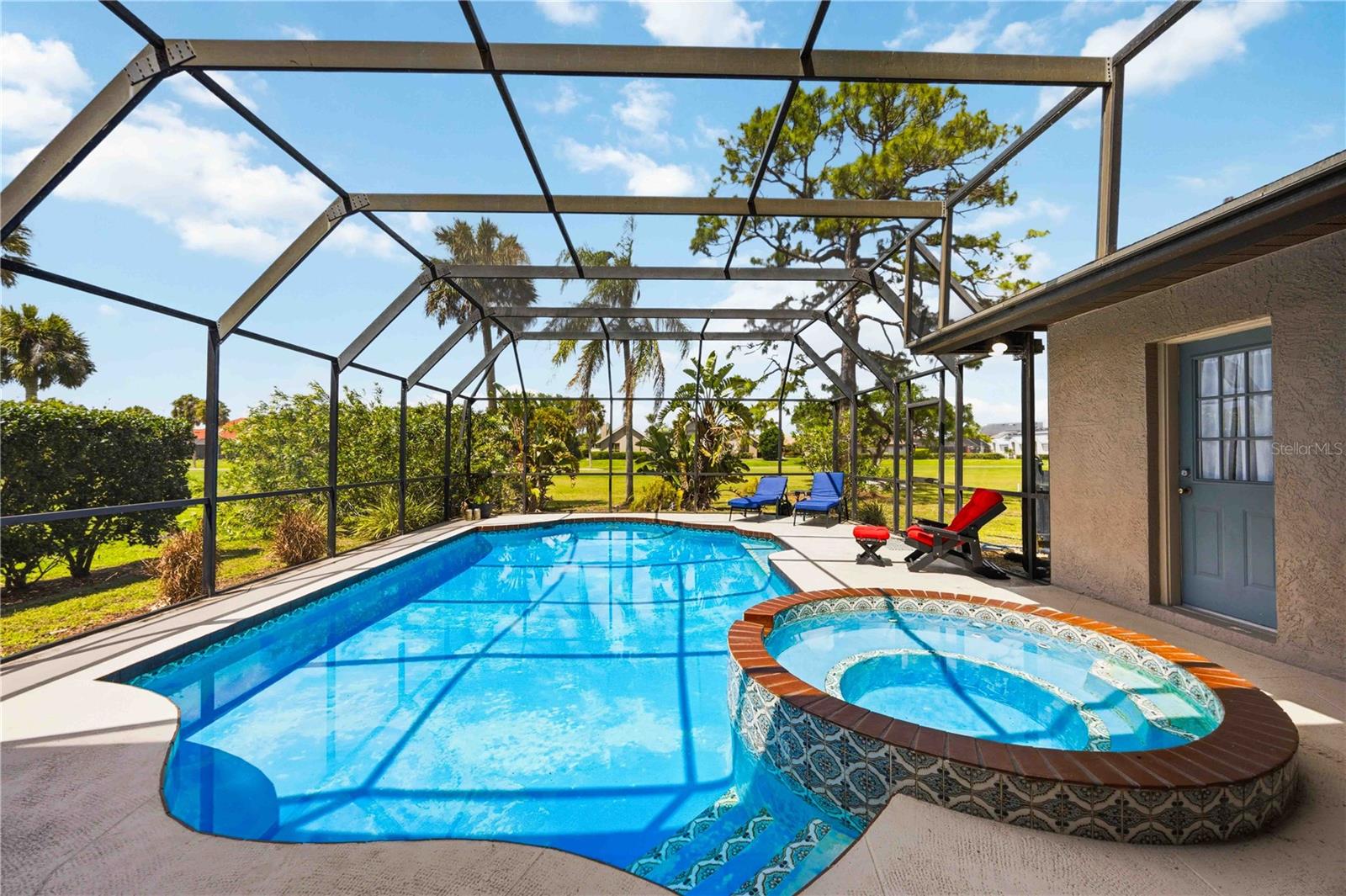 COUNTRY CLUB OF SARASOTA THE - Residential