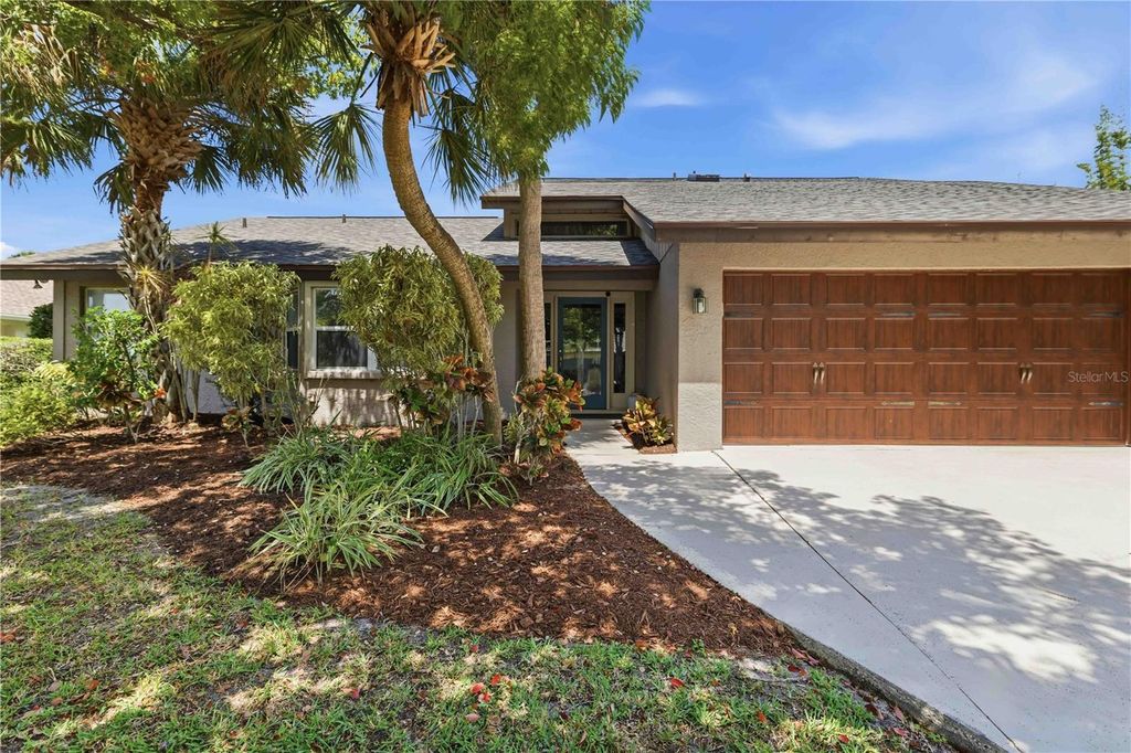 Photo of 3953 Prairie Dunes Drive, Sarasota, FL 34238 (MLS # A4689054)