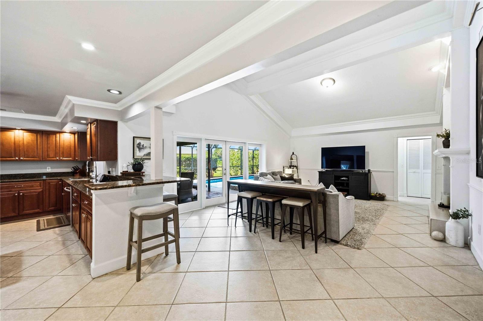 COUNTRY CLUB OF SARASOTA THE - Residential