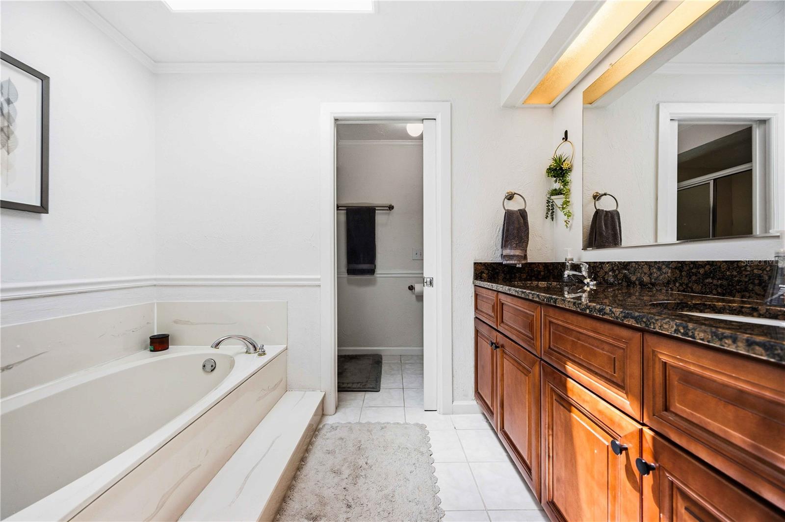 COUNTRY CLUB OF SARASOTA THE - Residential