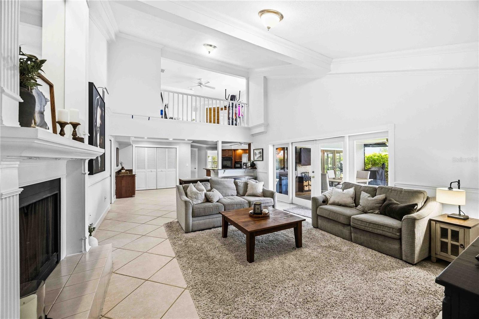 COUNTRY CLUB OF SARASOTA THE - Residential