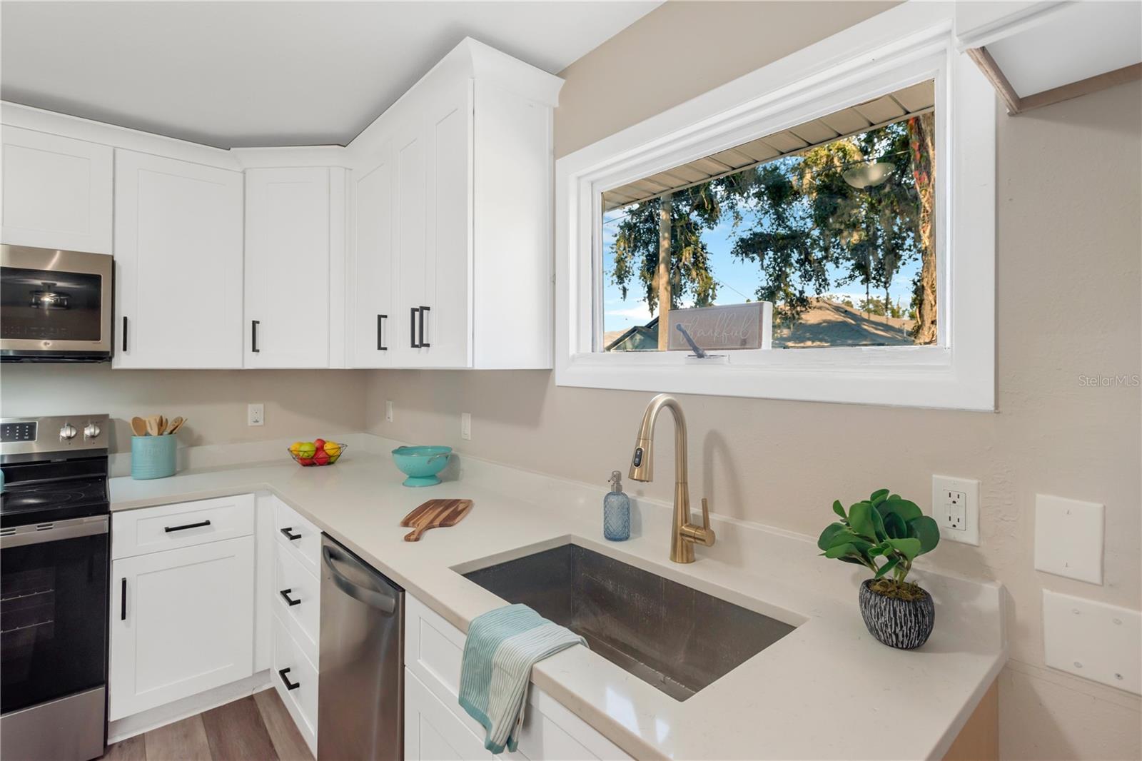 MANGO HILLS - Residential