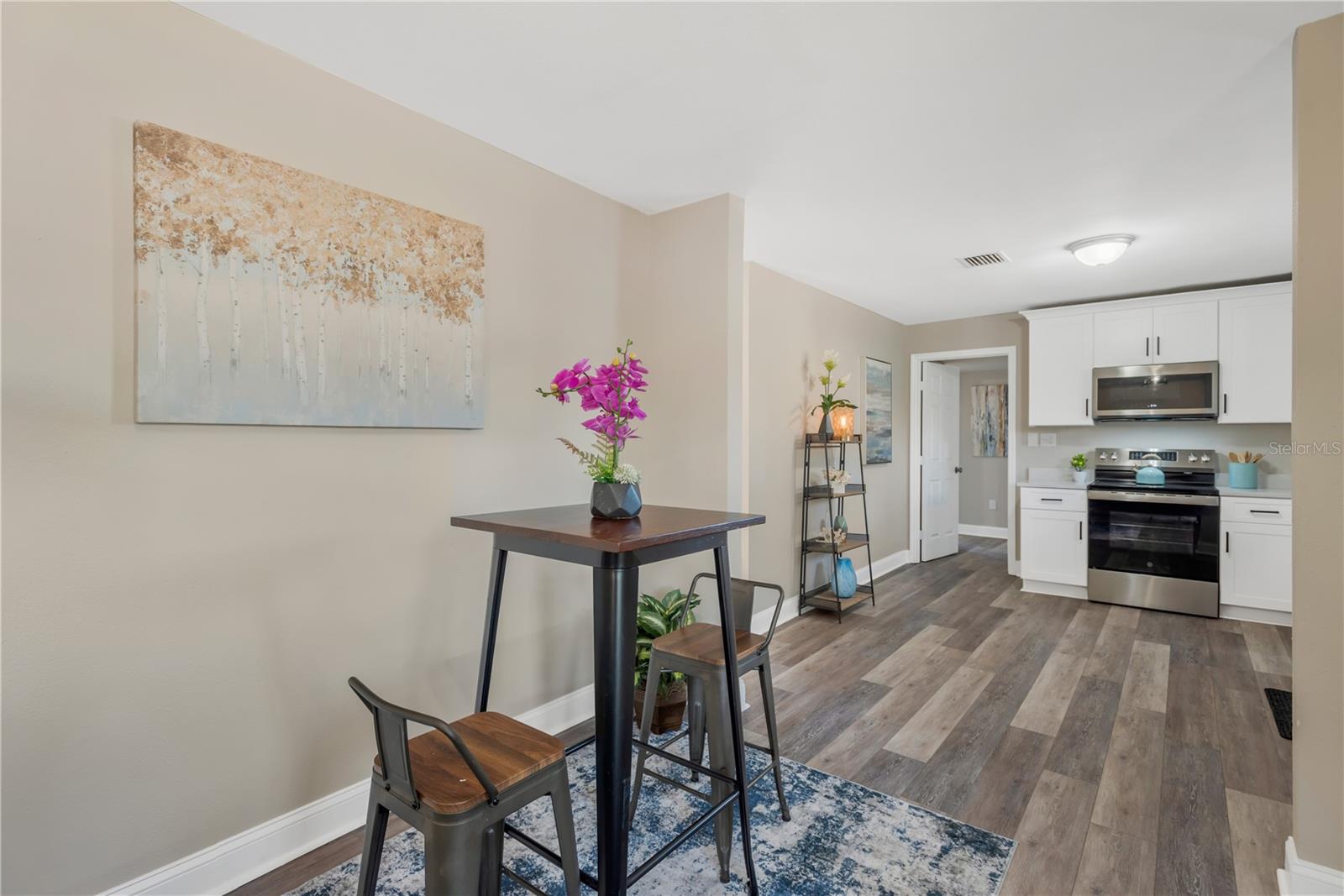 MANGO HILLS - Residential