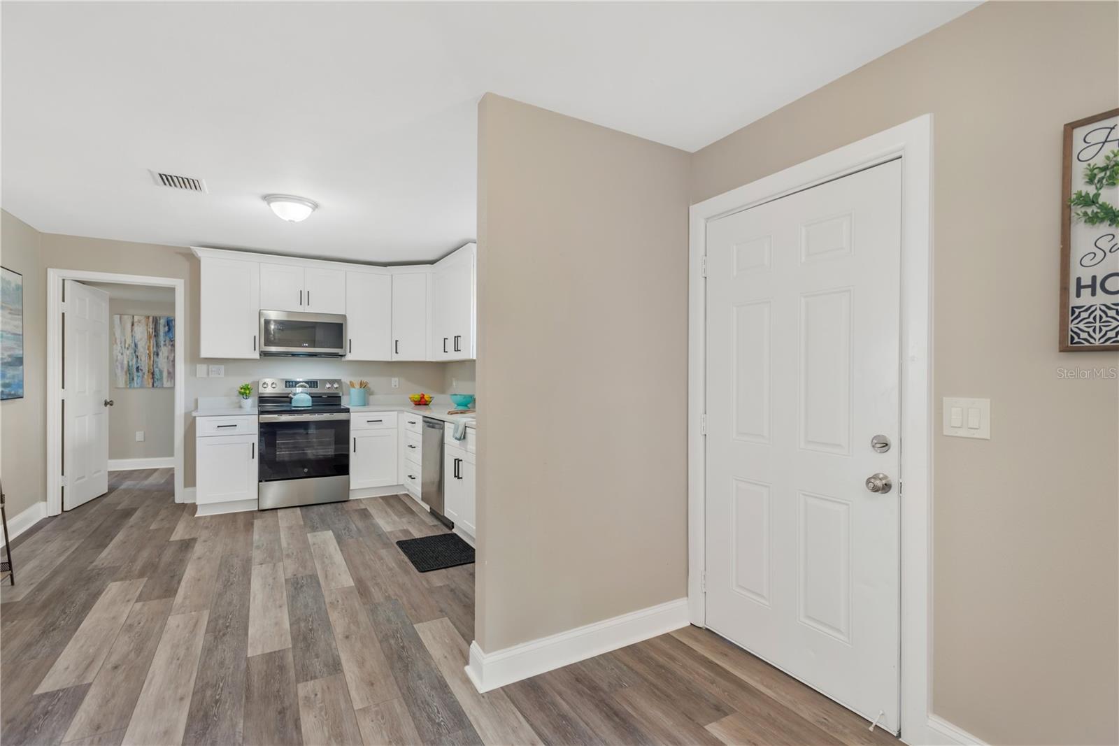 MANGO HILLS - Residential