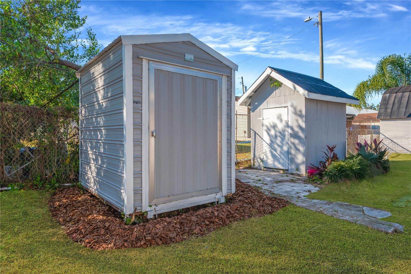 MANGO HILLS - Residential