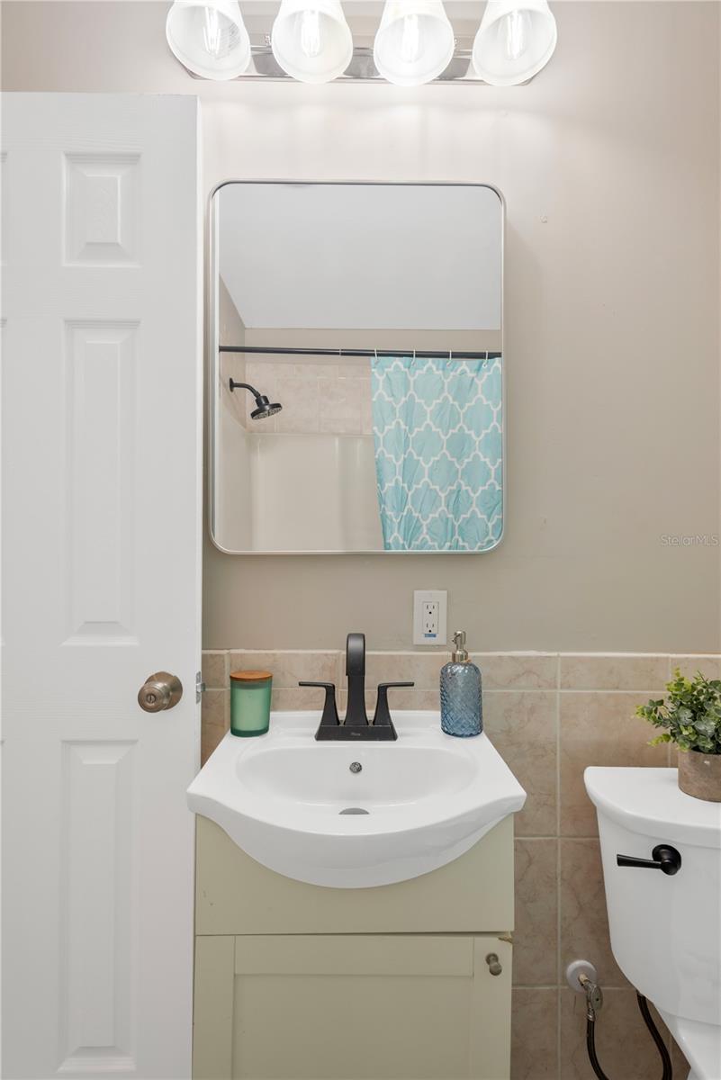 MANGO HILLS - Residential