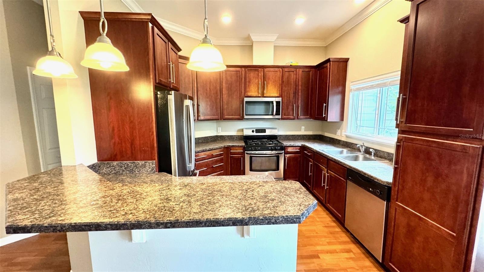 LONGLEAF UNIT 2 PH 5 - Residential Lease