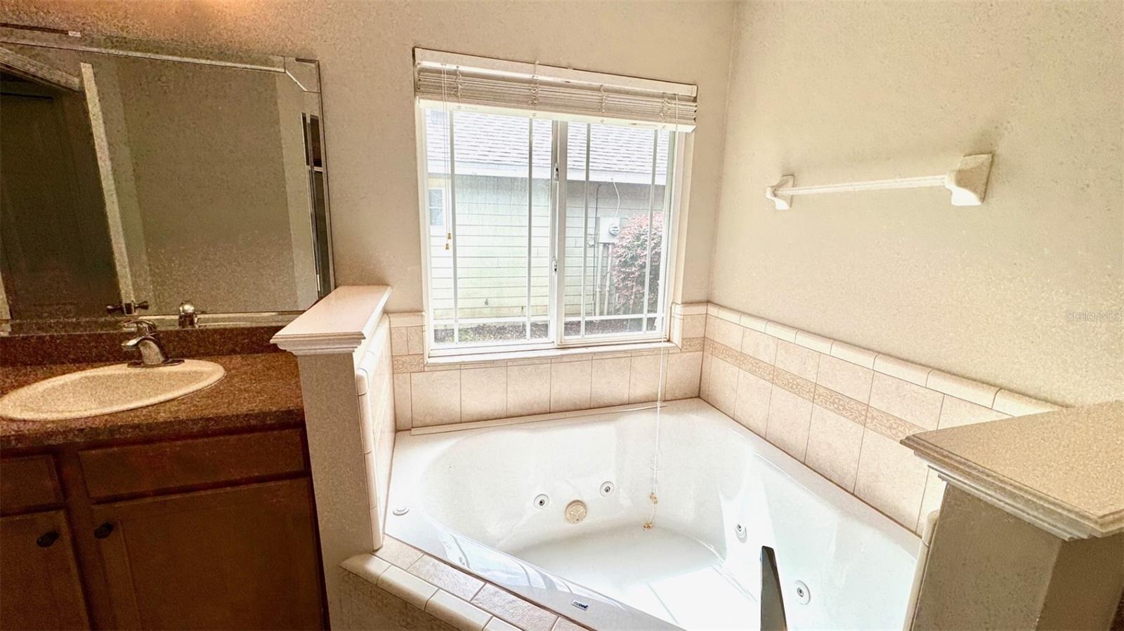 LONGLEAF UNIT 2 PH 5 - Residential Lease