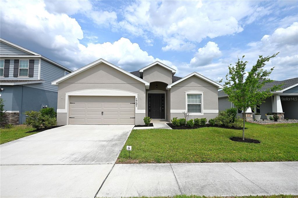 Photo of 1731 Oceania Avenue, Davenport, FL 33837 (MLS # L4962211)