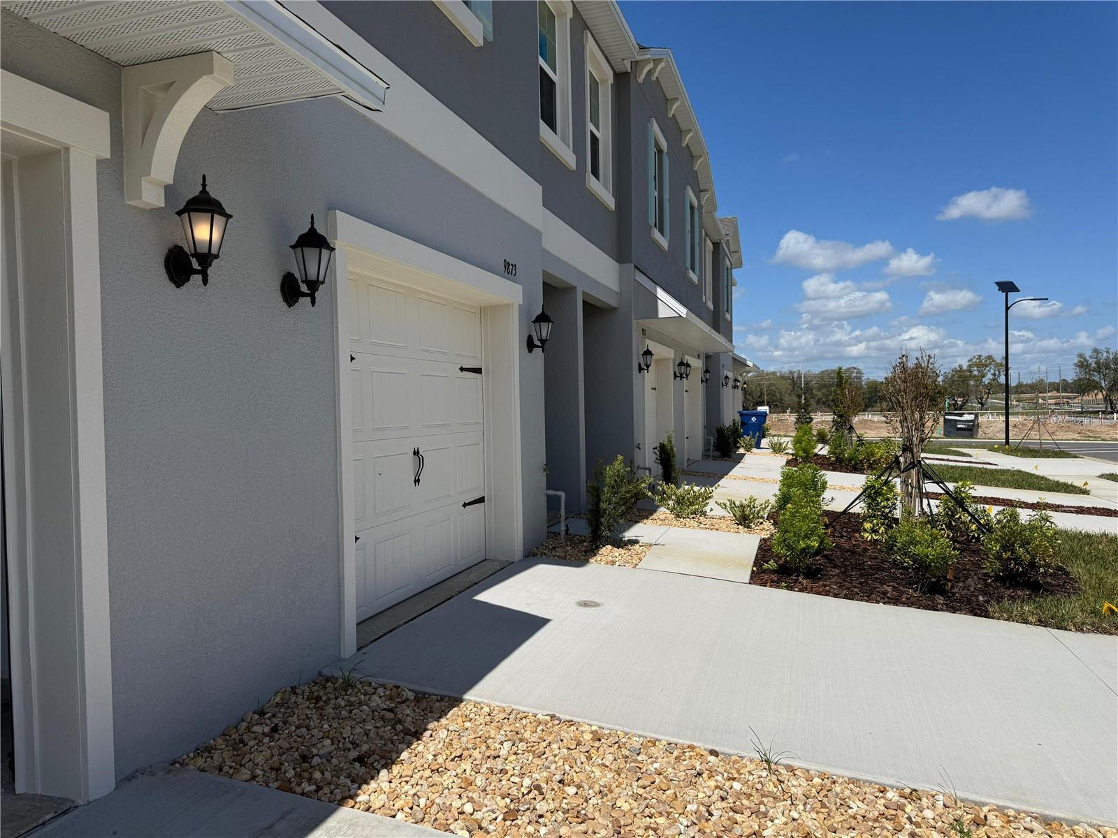 TWINFLOWERS - TOWNHOMES - Residential Lease